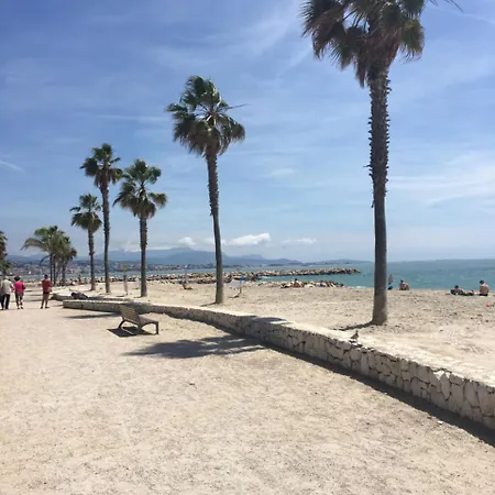 O Phare Du Cros 케인즈수르메르
