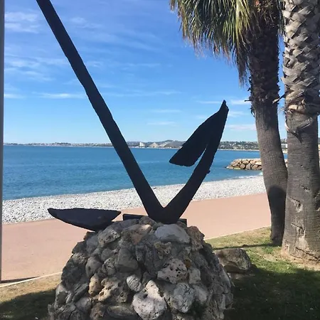 아파트 O Phare Du Cros *